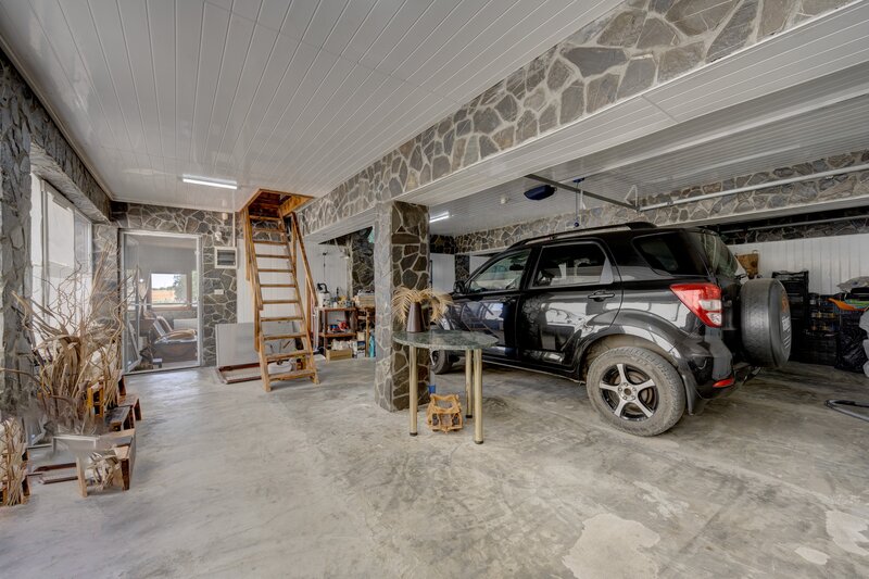 Corbeanca, Laguna Albastra