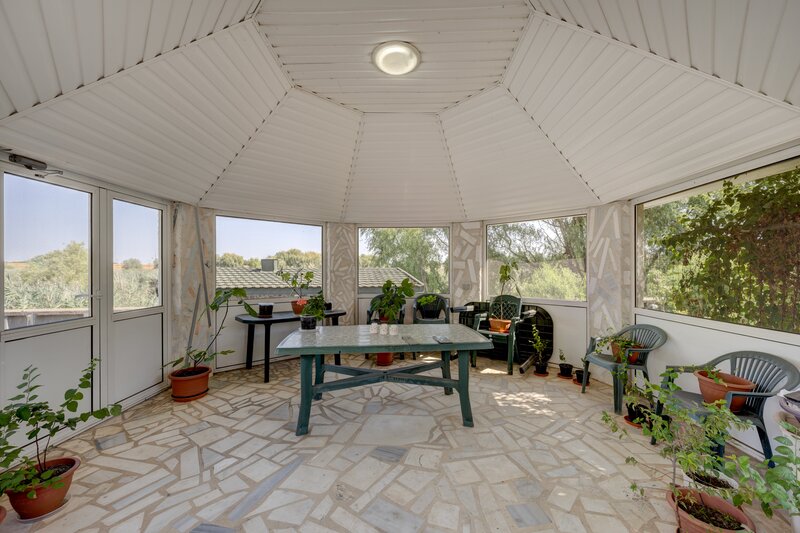 Corbeanca, Laguna Albastra