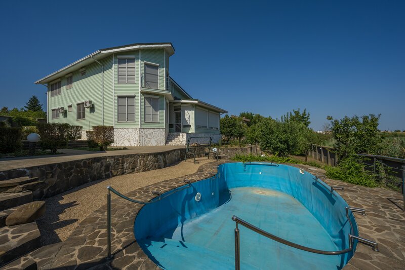 Corbeanca, Laguna Albastra